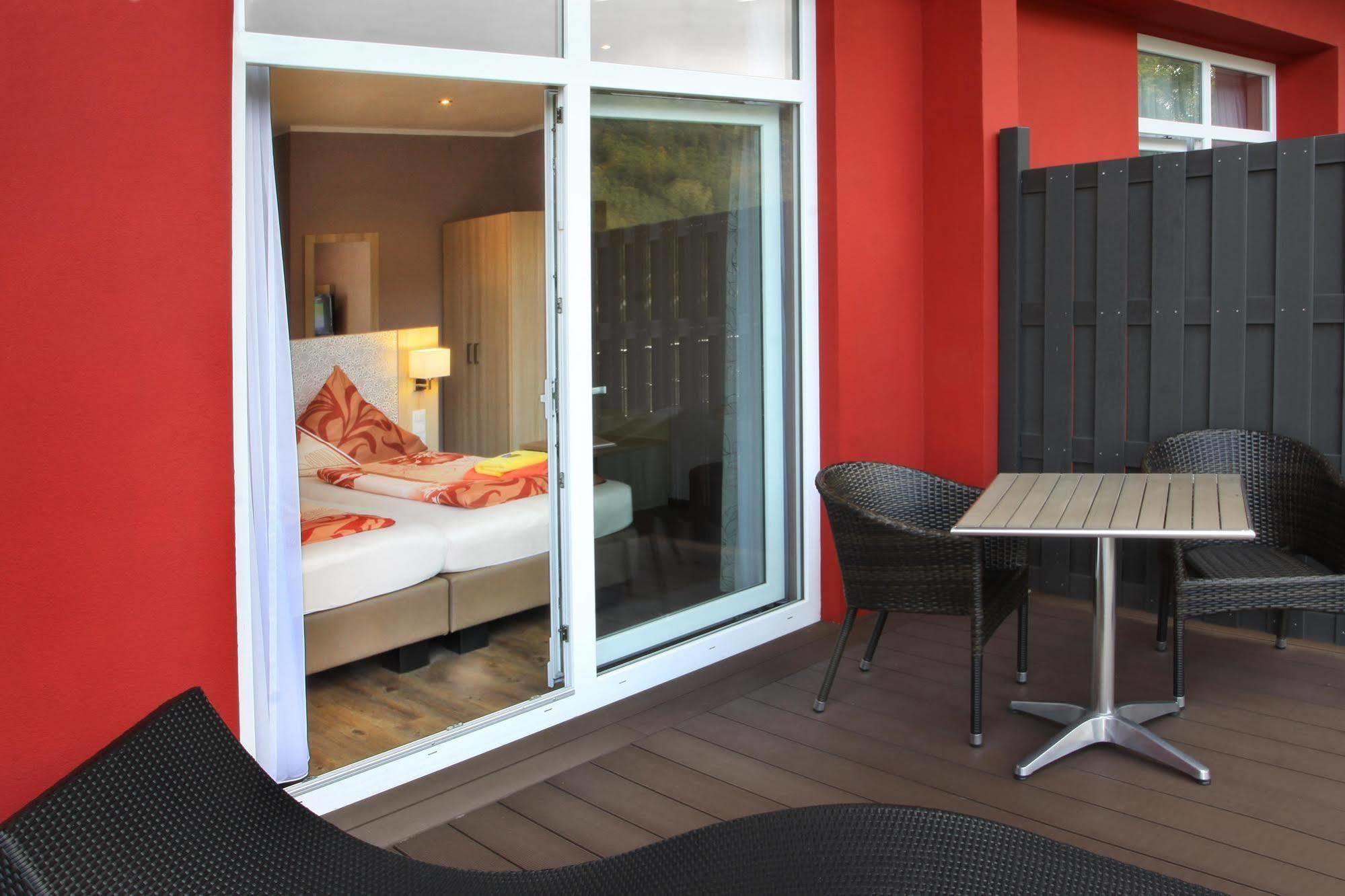 Hotel Rheinkoenig 캄프보른호펜 외부 사진